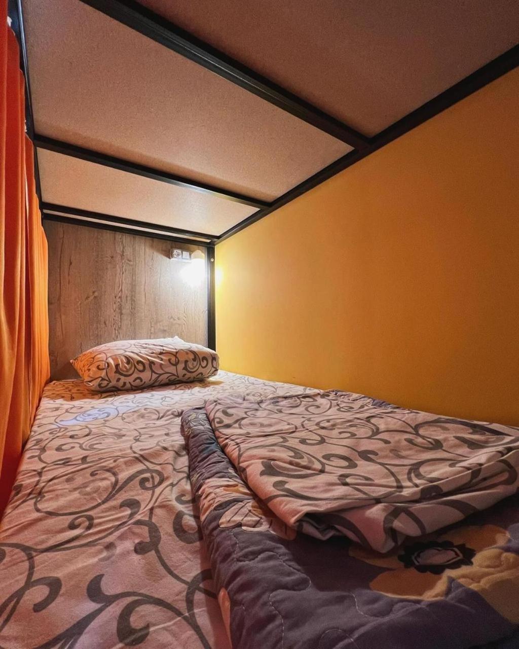 Рой Hostel อัลมาตี ภายนอก รูปภาพ