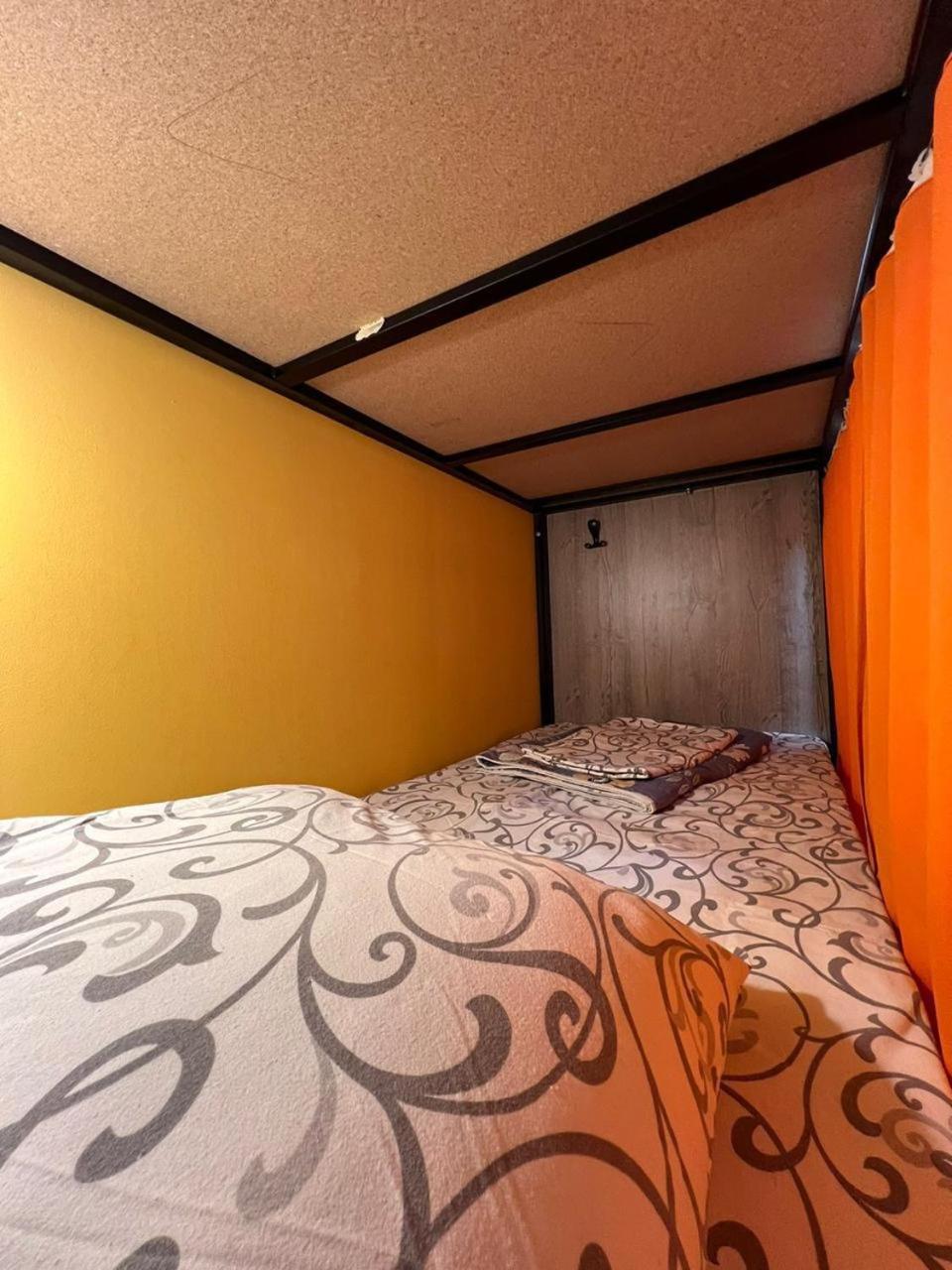 Рой Hostel อัลมาตี ภายนอก รูปภาพ