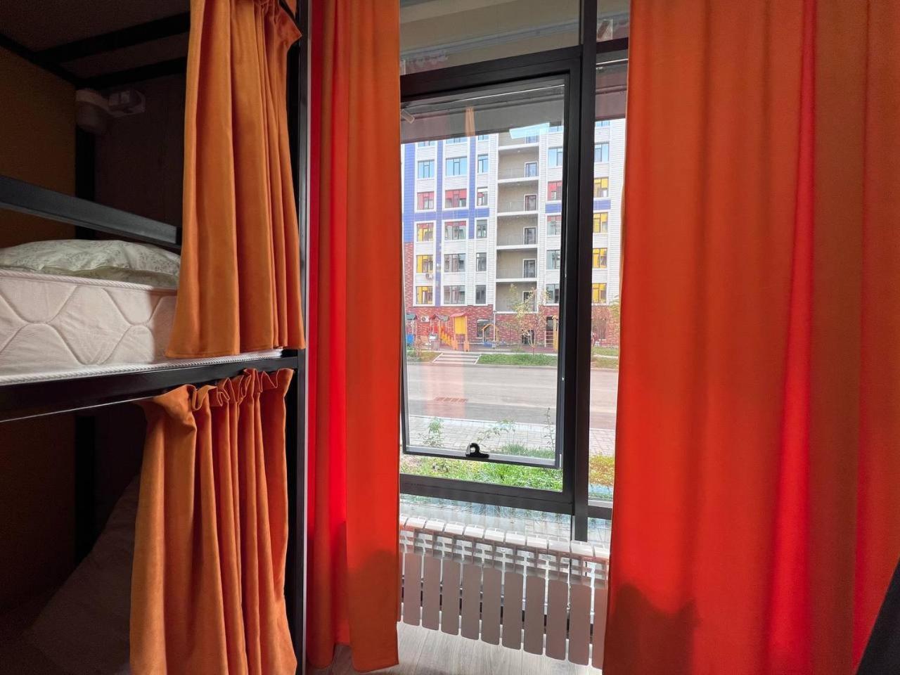 Рой Hostel อัลมาตี ภายนอก รูปภาพ