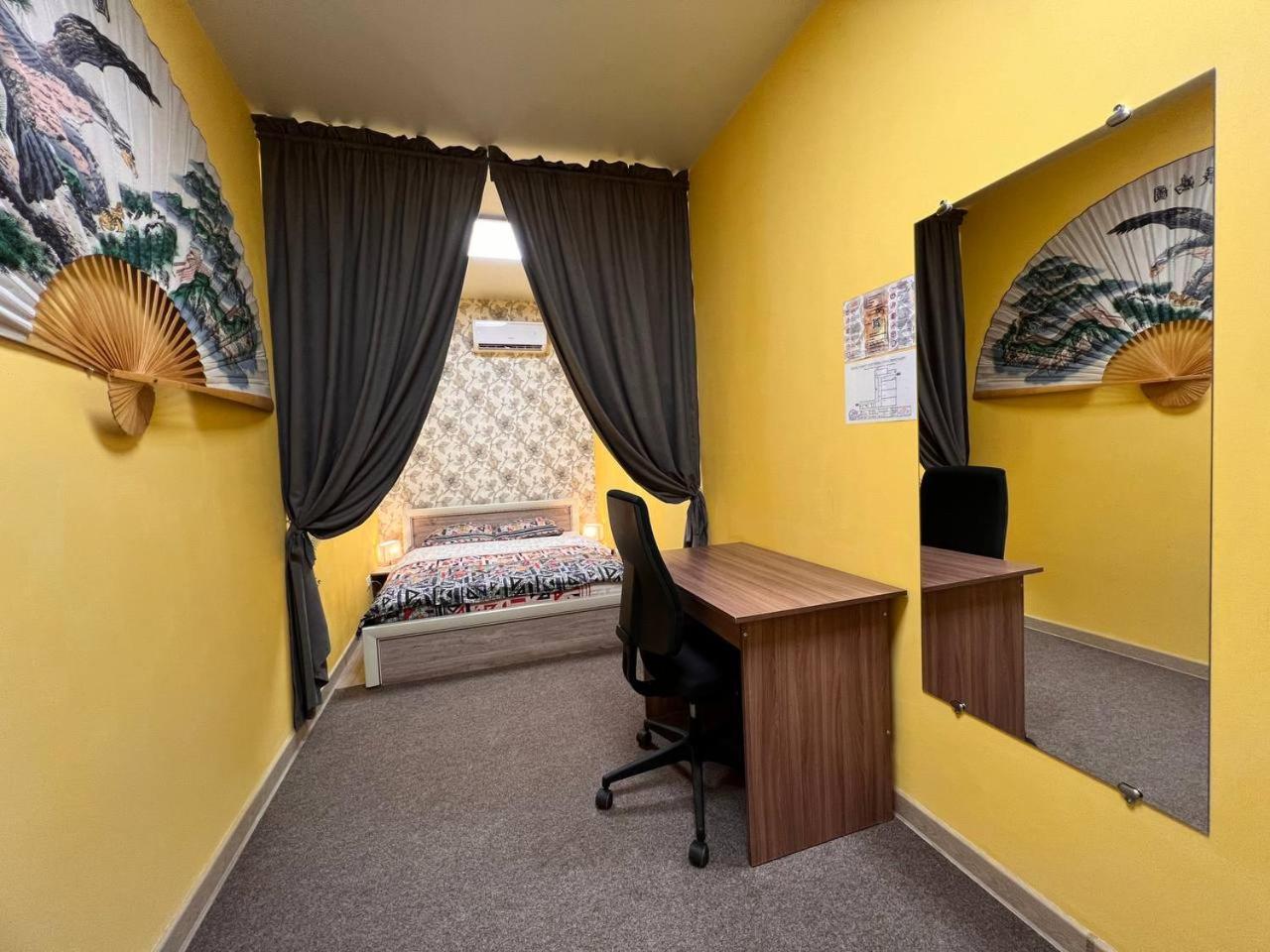 Рой Hostel อัลมาตี ภายนอก รูปภาพ