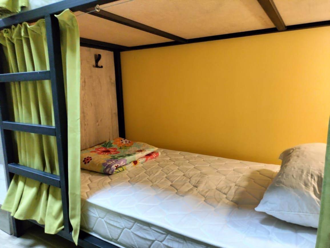 Рой Hostel อัลมาตี ภายนอก รูปภาพ