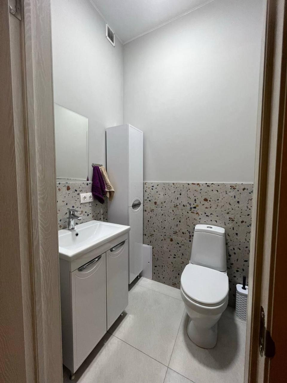 Рой Hostel อัลมาตี ภายนอก รูปภาพ