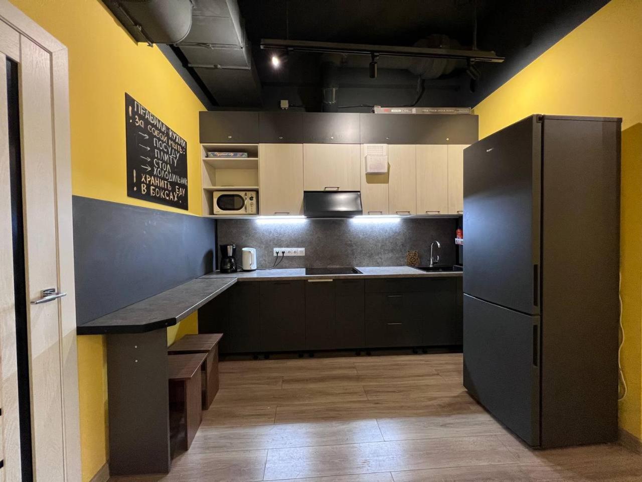 Рой Hostel อัลมาตี ภายนอก รูปภาพ